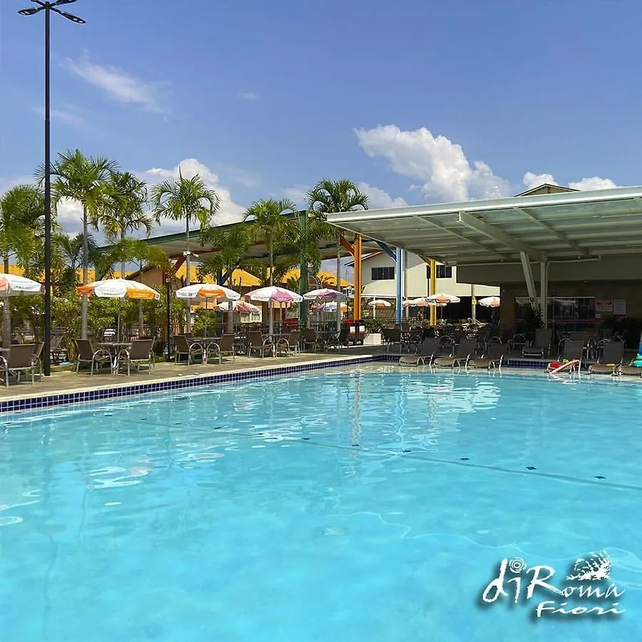 Caldas Novas - Diroma Fiori - Incluso Parque 24 Horas - Com Roupas De Cama Incluso Apartment